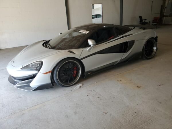 2020 MCLAREN AUTOMOTIVE 600LT - Image 2