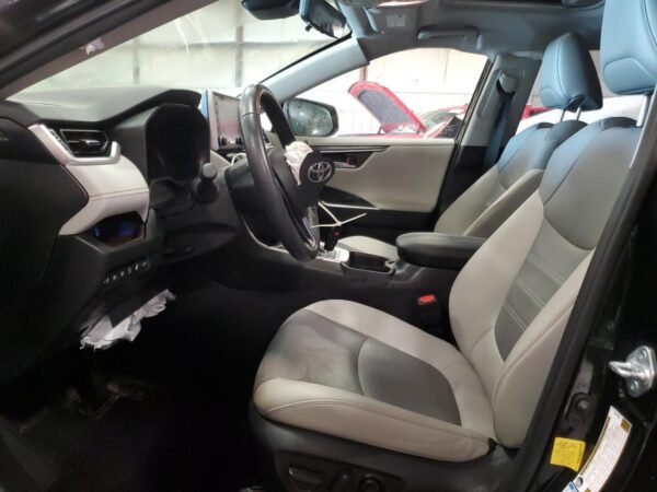 2021 TOYOTA RAV4 LIMITED - Image 8