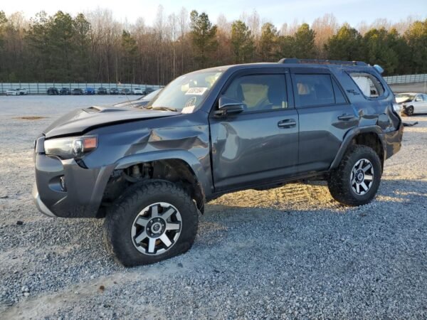 2022 TOYOTA 4RUNNER SR5/SR5 PREMIUM - Image 2
