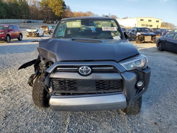 2022 TOYOTA 4RUNNER SR5/SR5 PREMIUM