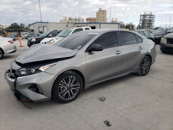 2023 KIA FORTE GT LINE - Image 2