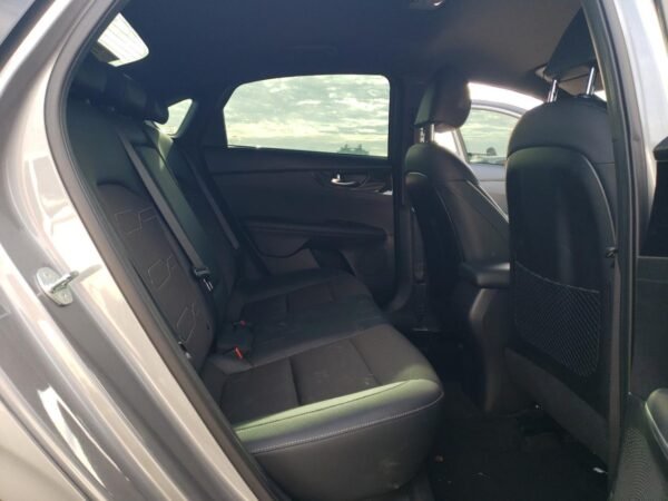 2023 KIA FORTE GT LINE - Image 11