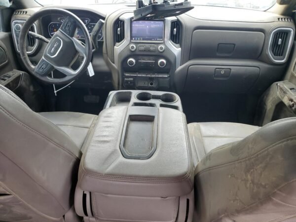 2021 GMC SIERRA K2500 SLE - Image 9