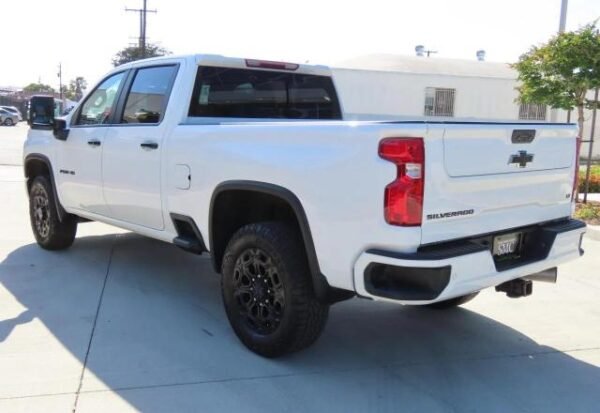 2022 CHEVROLET SILVERADO K2500 HEAVY DUTY LT - Image 4