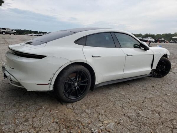 2021 PORSCHE TAYCAN - Image 4