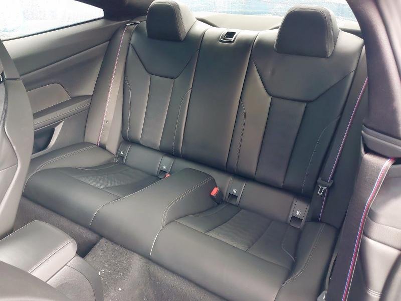 BMW M4 COMPETITION PETROL AUTOMATIC - Image 2