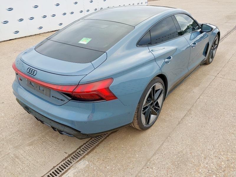 AUDI RS E-TRON GT CARBON VORSP ELECTRIC AUTOMATIC SUNROOF